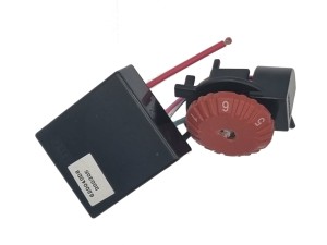 WŁACZNIK KONTROLER FREZARKI MAKITA RT0700C nr. kat. 620040-8