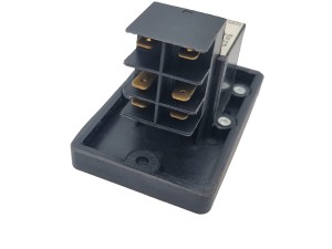 PRZEŁĄCZNIK MAGNETYCZNY PILARKI STOŁOWEJ MAKITA MLT100 MLT100N nr. kat. JM27000443