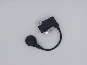 CEWKA ZAPŁONOWA STIHL MS261